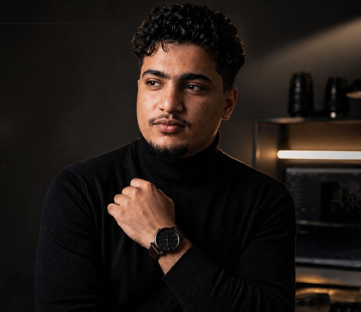 من كواليس استوديو أسس ميديا في الرياض.